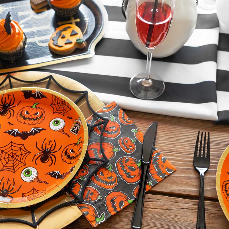 Kit Mesa Basic Halloween 6 Personas 50 piezas - Imagen 2